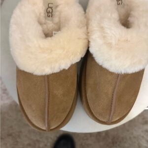 UGG Women's Cozy Tan Sheepskin Slippers